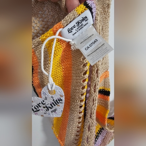 LOVE KNITS NYE Colorful Knit Halter Top Crop Open Back Straps Size L - Picture 3 of 4